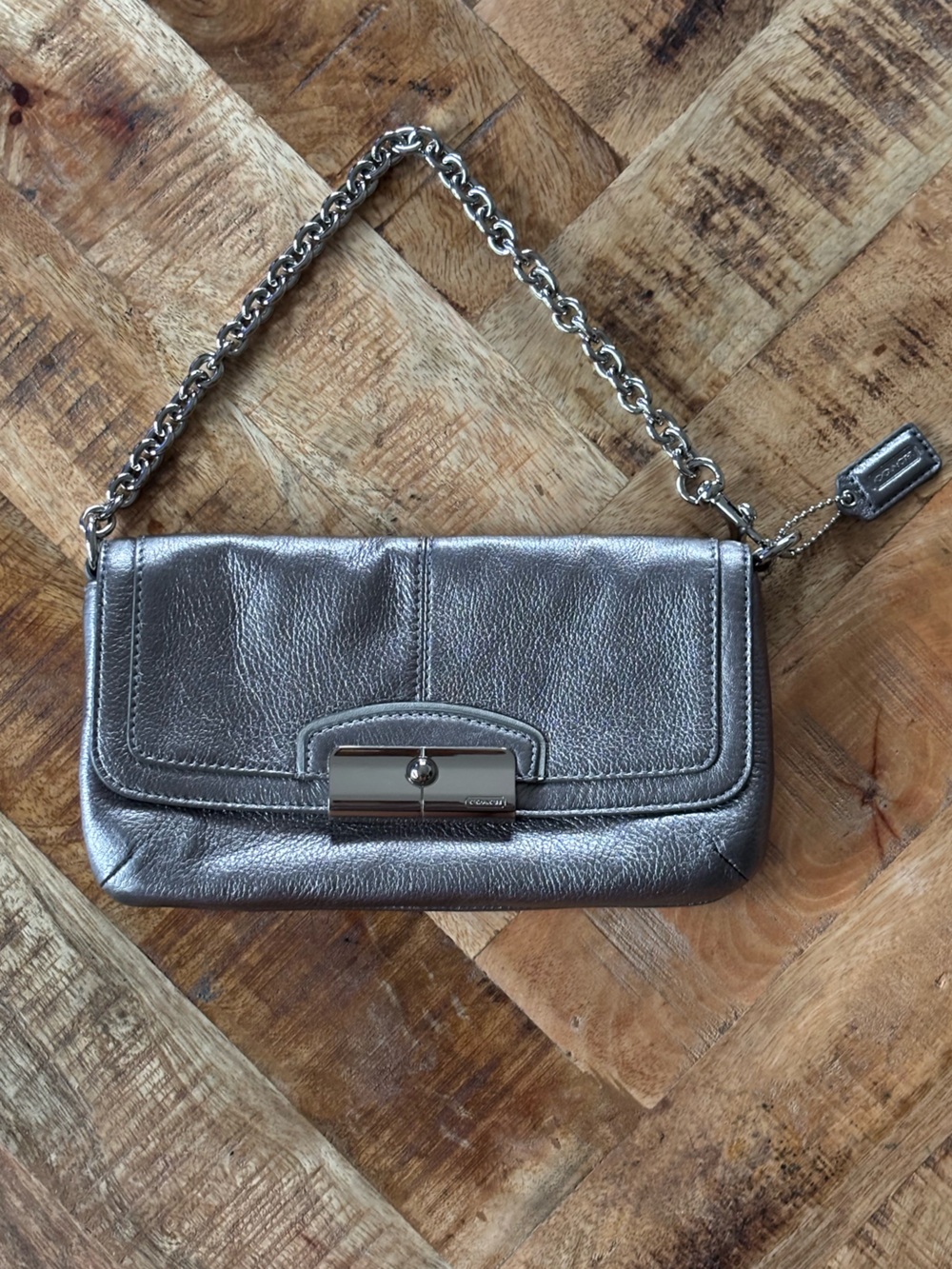 ✨🩶COACH Ashley Large Wristlet Mini Bag🩶✨